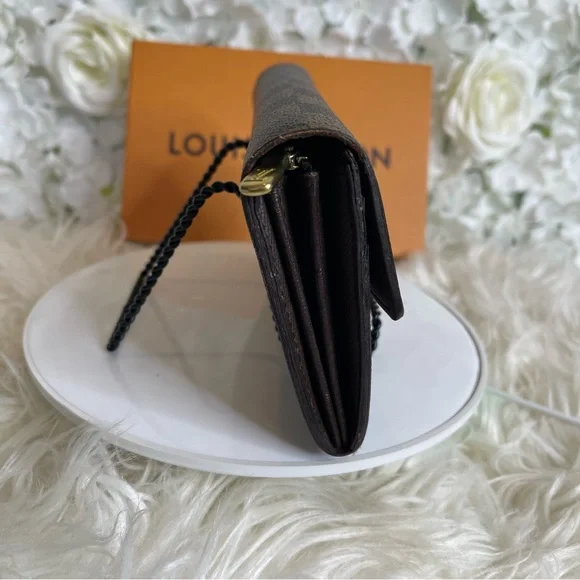 LIKE NEW LV DAMEIR EBENE - Picture 17 of 17